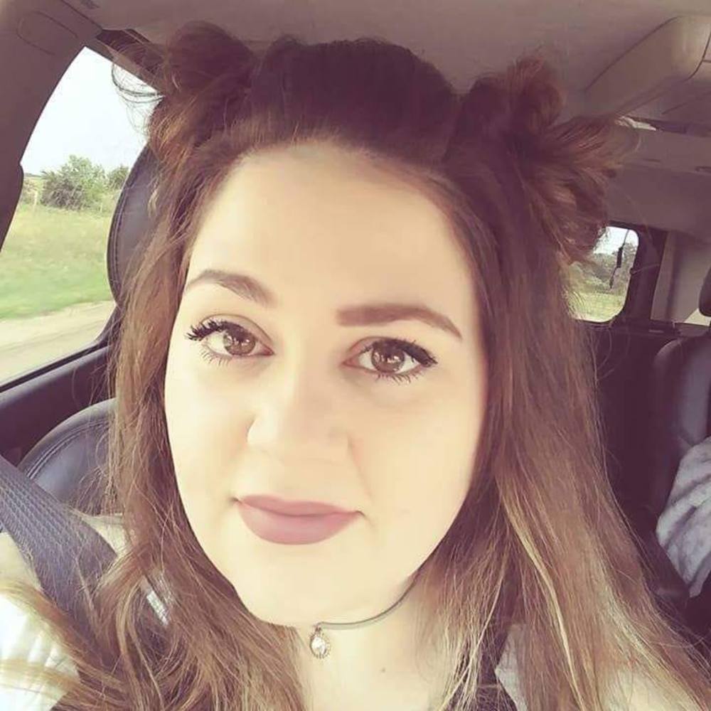 Meet your Posher, Mandy